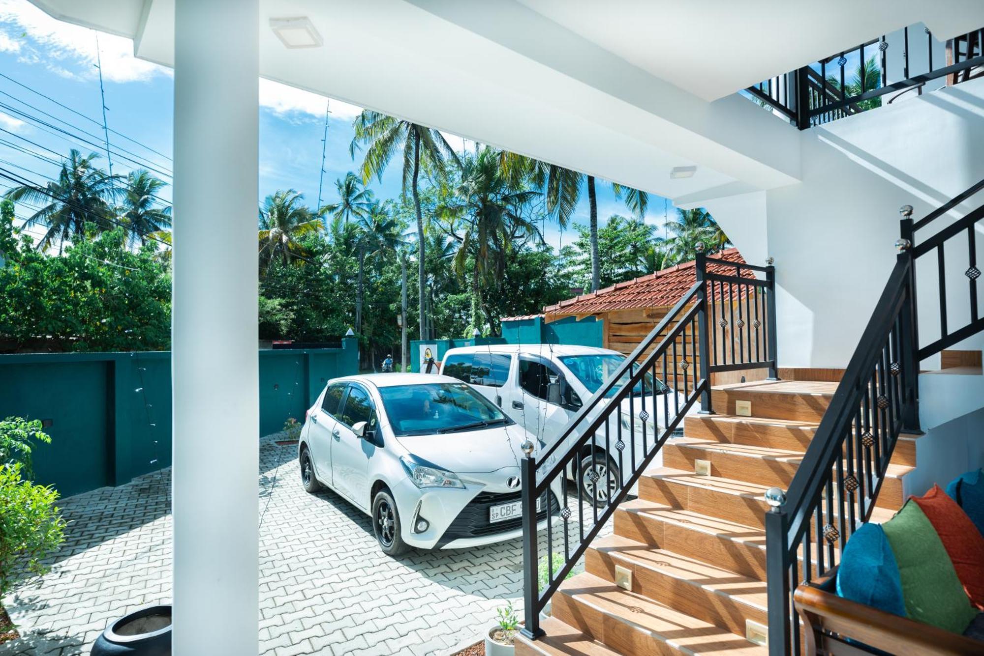 Teya Beach Hotel Ahangama Bagian luar foto